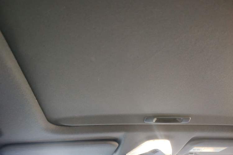 Used Toyota C-HR 2018 2.0L Leading with Sunroof China V Standard