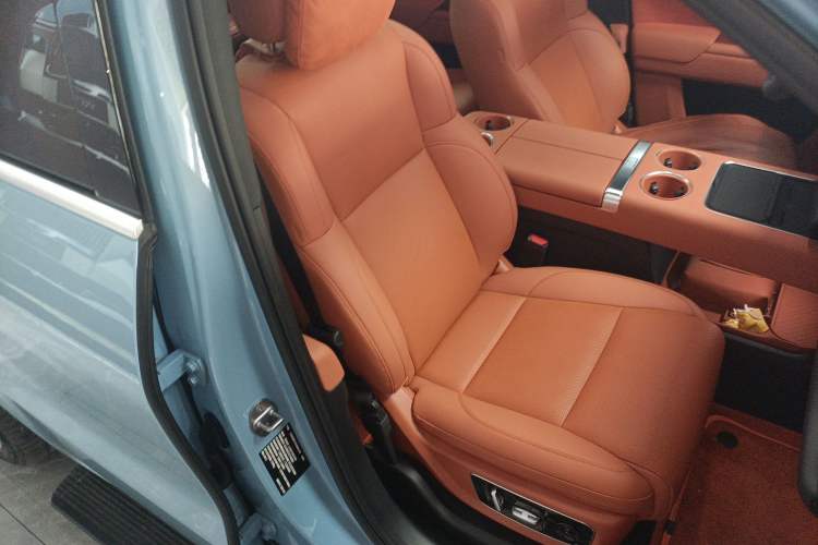 Used Li Auto L8 2025 Max Smart Refresh Edition