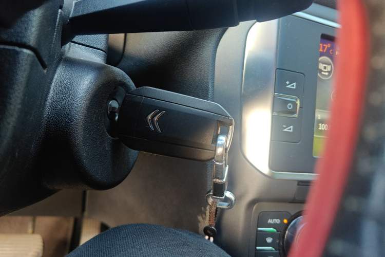 Used Citroen C4 Sega 2016 1.6L Automatic Luxury Model
