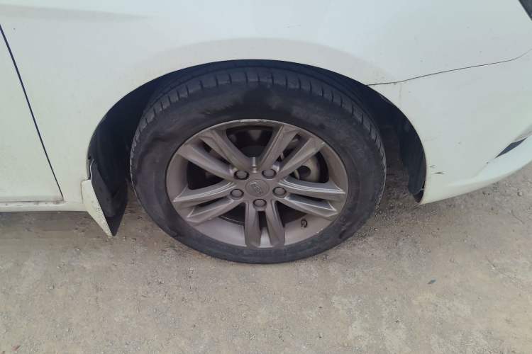 Used Geely Auto Emgrand 2017 Sedan Million Edition 1.5L Manual - Upward Version