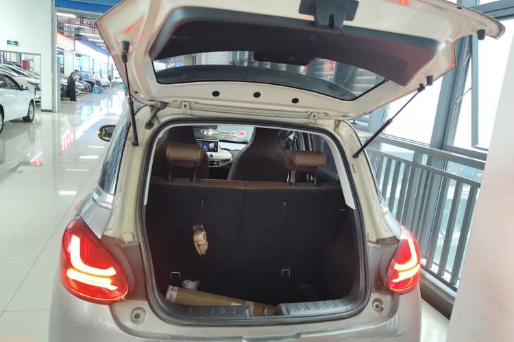 Used Wuling Bingo 2023 410 km Lingxi Deluxe Edition