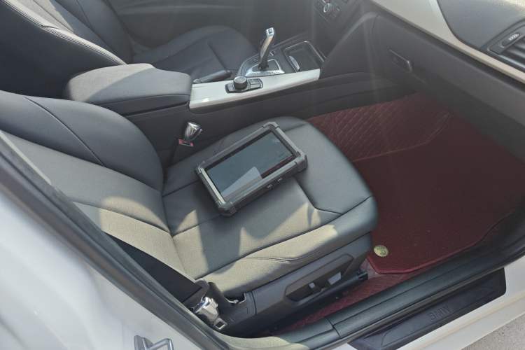 Used BMW 3 Series 2015 320Li Luxury Edition Fashion Model
