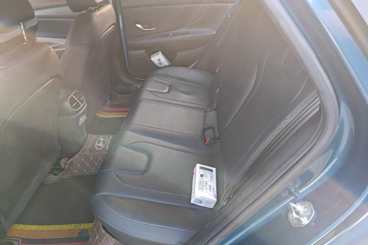 Used Hyundai Elantra 2022 1.5L CVT LUX Prestige Edition Left Rear Seat