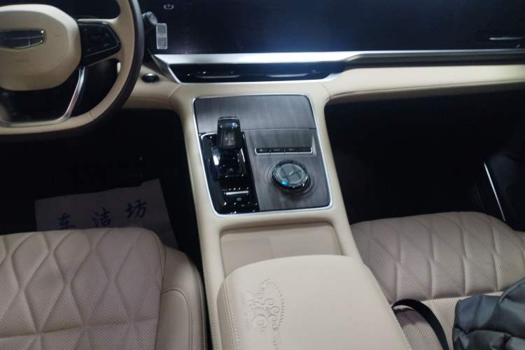 Used Geely Auto Monjaro L 2025 Dongfang Yao 2.0TD Automatic All-Wheel-Drive Wangyue Edition
