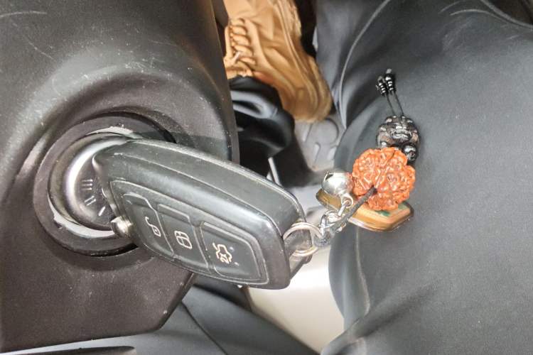 Used Ford Kuga 2013 2.0L GTDi Four-Wheel-Drive Elite Model