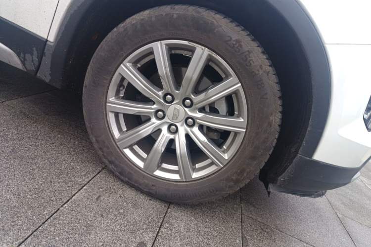 Used Cadillac XT4 2018 28T Two-Wheel Drive Leading Version
