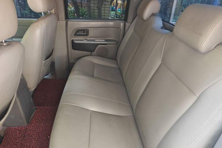 Used Great Wall Wingle 5 2011 2.2L Wealth Edition Two-Wheel Drive Small Double-Cab GW491QE
