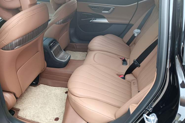 Used Mercedes-Benz E-Class 2025 E 300 L Stylish Model