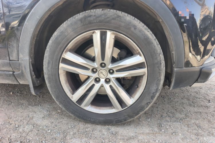 Used Zotye T700 2017 1.8T Dual-Clutch Luxury Model Right Front Wheel Hub