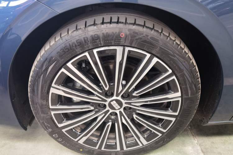 Used Geely Galaxy A7 2025 Model EM-i 150km Starship Edition