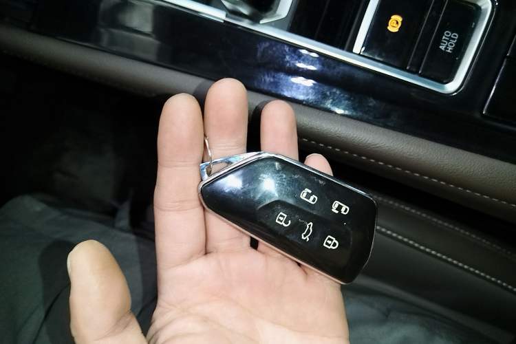 Used Volkswagen Viloran 2024 330TSI Luxury Edition