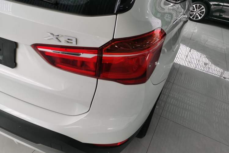 Used BMW X1 2016 sDrive20Li Luxury Model
