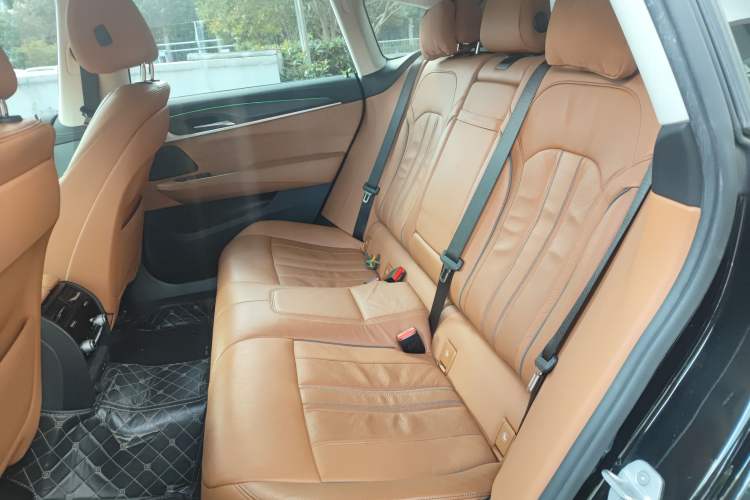 Used BMW 6 Series GT 2021 630i Luxury Design Package