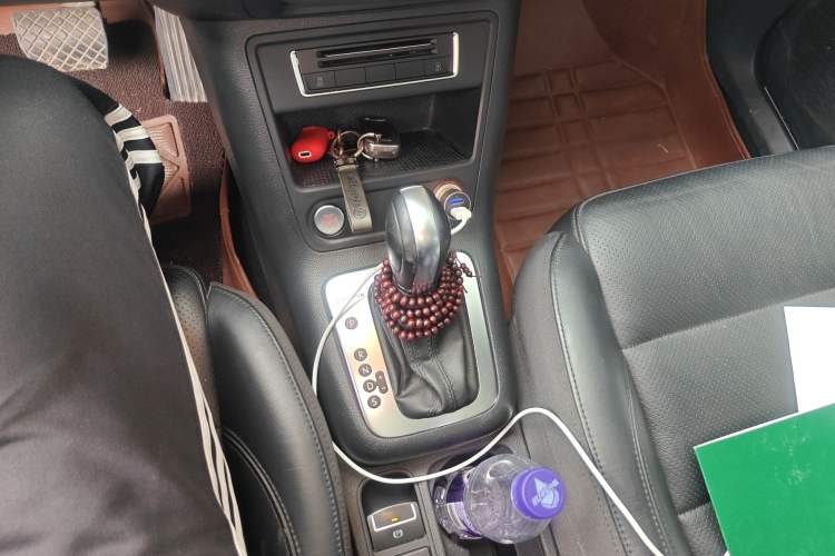 Used Volkswagen Tiguan 2015 1.8TSI Automatic All-Wheel-Drive Luxury Model
