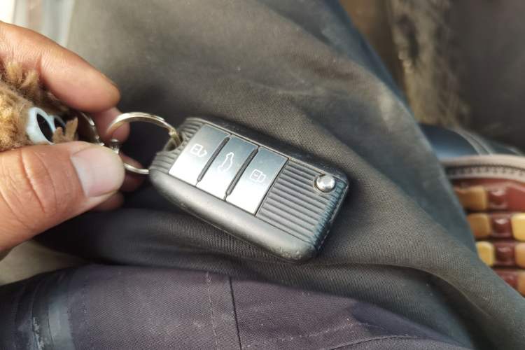 Used Roewe RX5 2019 20T Two-Wheel Drive Automatic 4G Connected Platinum Edition
