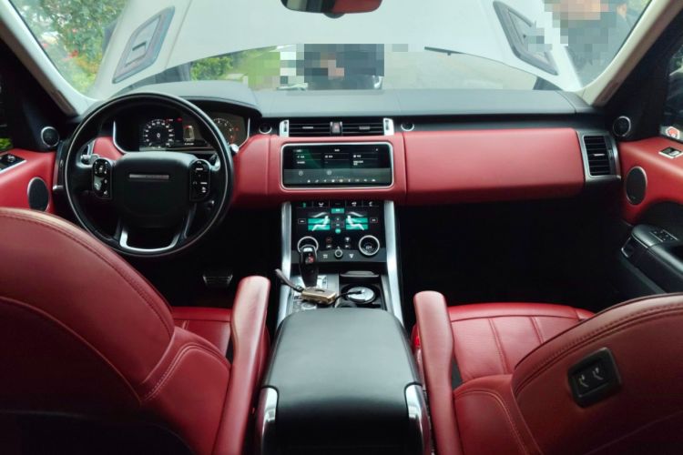 Used Land Rover Range Sport 2020 3.0 L6 HSE DYNAMIC Center Console