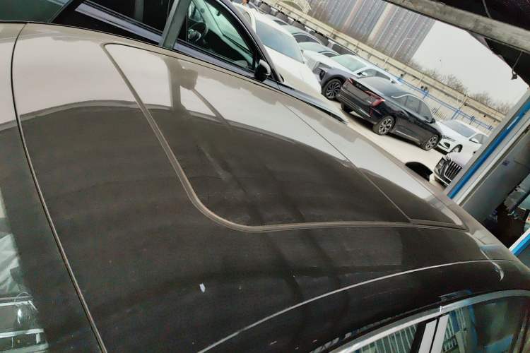 Used Hongqi H5 2025 2.0T Automatic Flag Edition – 500 000 Units Commemorative Version
