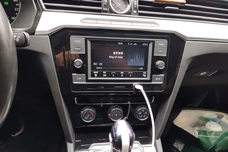 Used Volkswagen Magotan 2019 330TSI DSG Leading Model China VI Standard Audio And AC Panel