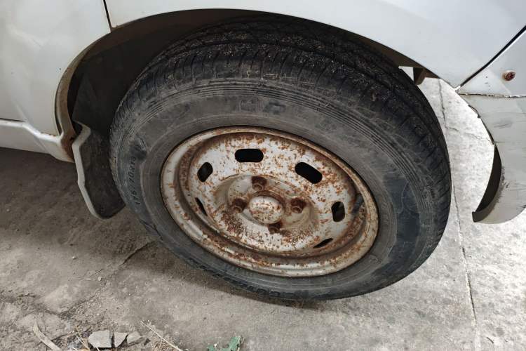 Used BAIC Weiwang 306 2013 1.2L Value Edition Basic 7-Seater A12 China IV Standard
