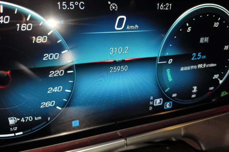 Used Mercedes-Benz E-Class 2021 Restyled E 300 Sport Edition Odometer Close Up