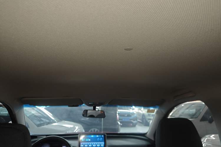 Used Baojun 510 2017 1.5L manual Comfort trim