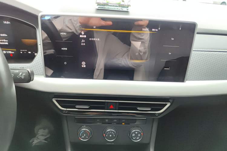 Used Volkswagen Lavida 2023 280TSI DSG Full-Comfort Edition
