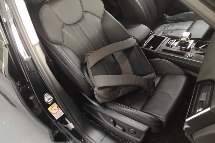 Used Audi Q5L 2022 40T Fashionable and Dynamic Model