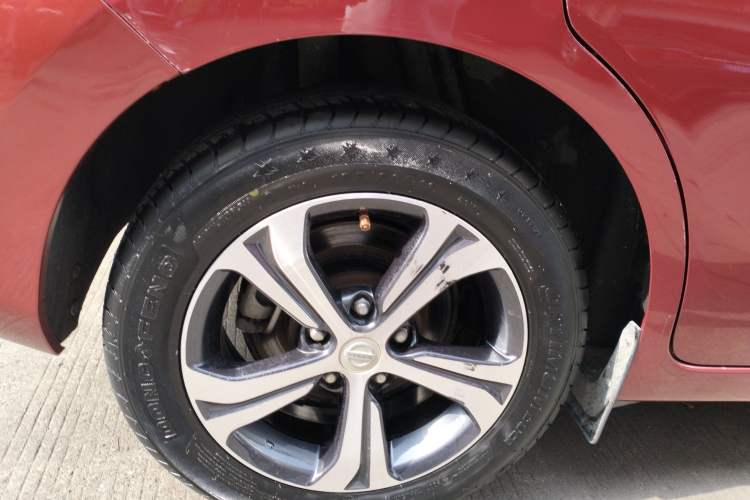 Used Nissan Tiida 2016 1.6L CVT Smart Drive Edition Right Rear Wheel Hub