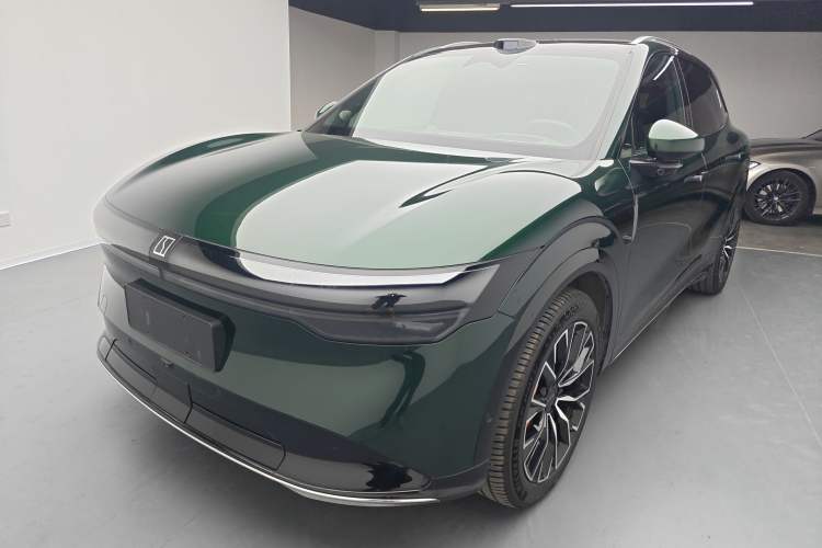 Used Zeekr 7X 2025 100 kWh Long-Range Rear-Wheel Drive with Intelligent Driving Features