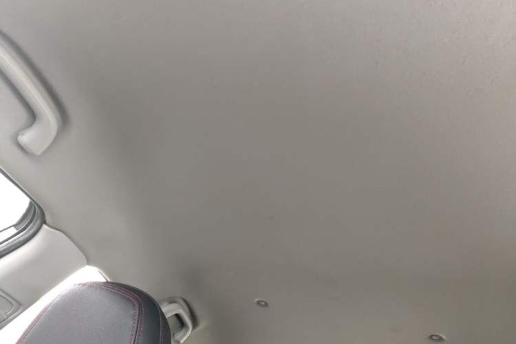 Used Changan CS15 2016 1.5L Automatic Fashion Edition
