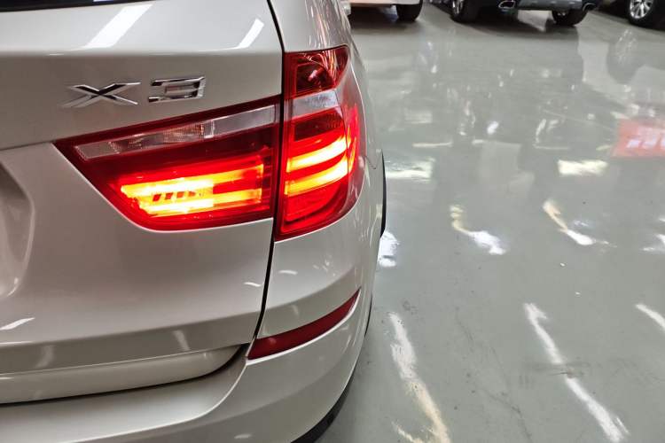 Used BMW X3 2016 sDrive20i