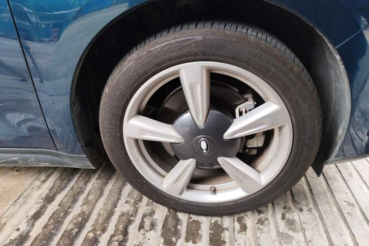 Used ORA Good Cat 2021 400km Standard Range Venus Edition Lithium Iron Phosphate Right Front Wheel Hub