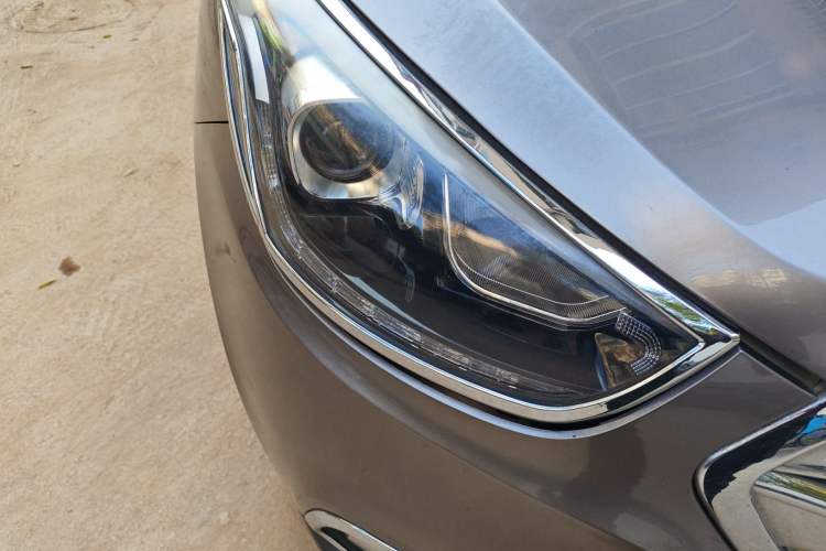 Used Hyundai ix35 2013 2.0L Automatic Two-Wheel Drive Smart GLS China IV Standard