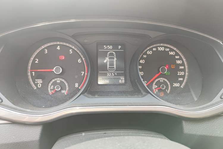 Used Volkswagen Passat 2017 330TSI DSG Luxury Edition Instrument Cluster