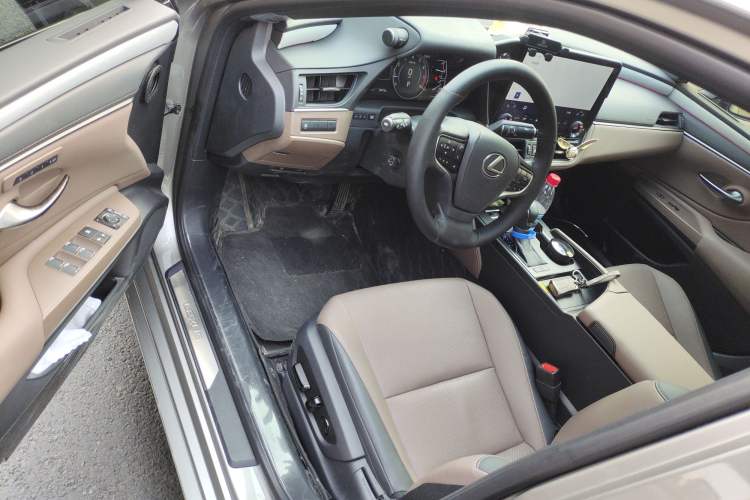 Used Lexus ES 2025 200 Premium Edition