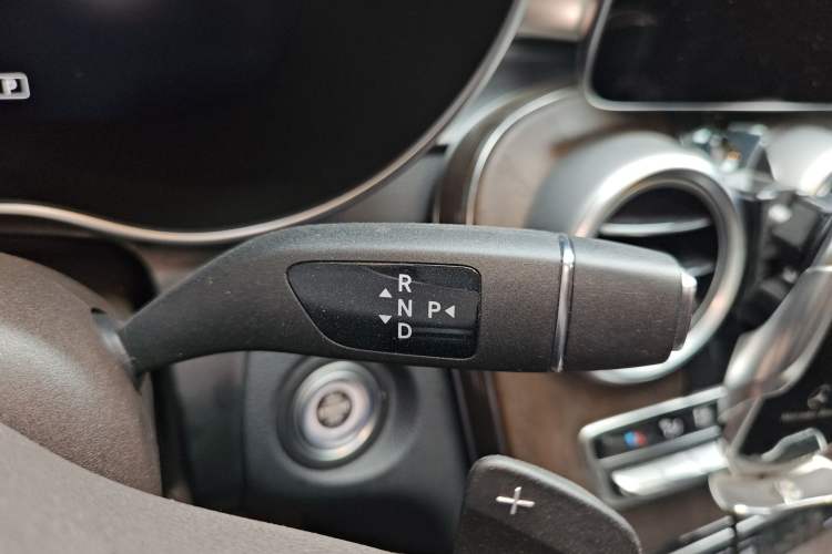 Used Mercedes-Benz GLC 2022 Refreshed GLC 300 L 4MATIC Dynamic Edition Prestige Version Gear Lever