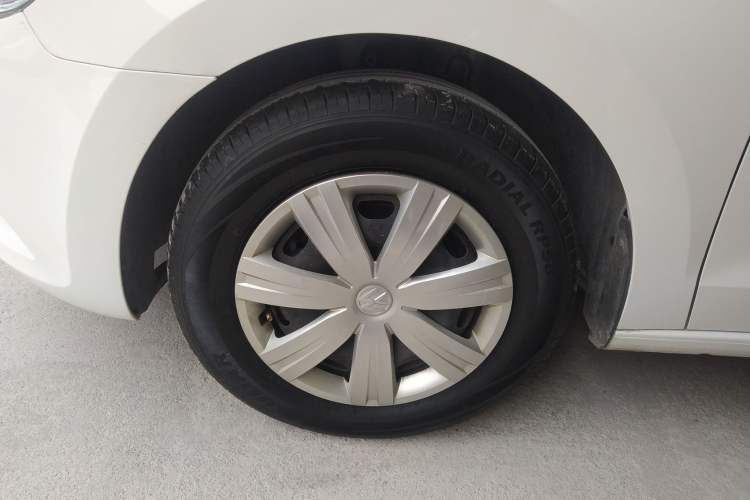 Used Volkswagen Jetta 2015 1.6L Manual Fashion Edition