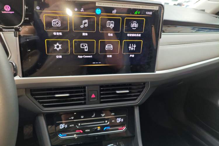 Used Volkswagen Bora 2023 300TSI DSG Prestige Edition