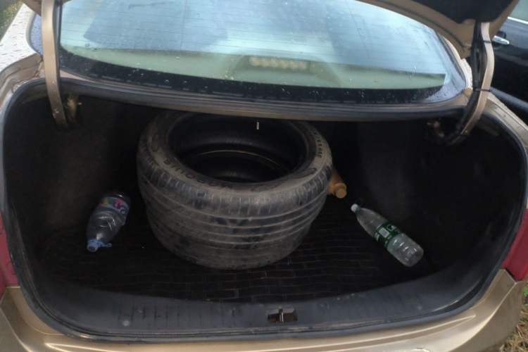 Used Dongfeng Aeolus A60 2014 1.6L Manual Luxury Model