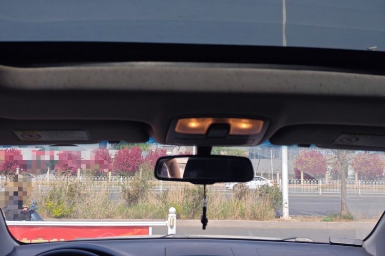 Used SsangYong Korando 2011 2.0T Diesel Two-Wheel Drive Automatic Luxury Navigation Edition