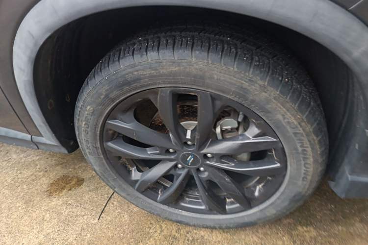 Used CHANGAN OSHAN X5 2022 Sport Edition 1.5T DCT Hurricane Sonic Right Front Wheel Hub