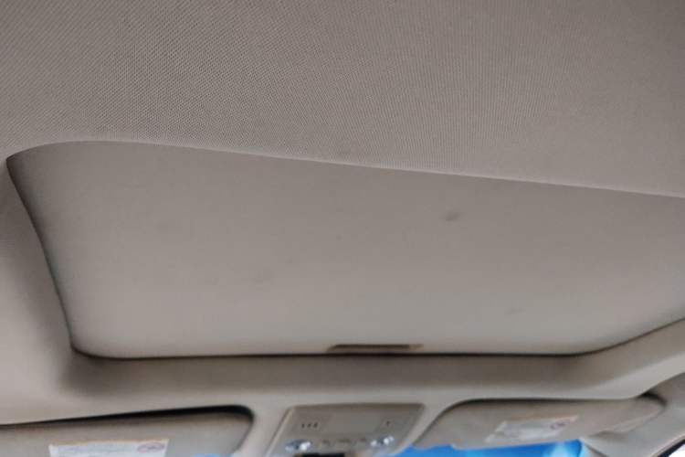 Used Cadillac SLS Seville 2011 2.0T Elite Edition Headliner