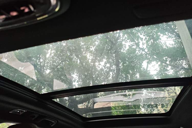 Used Volvo XC60 2021 T5 4x4 Zhiya Luxury Edition Headliner