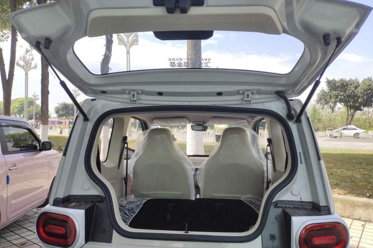 Used Wuling Hongguang MINIEV 2024 3rd Generation 215km Youth Edition
