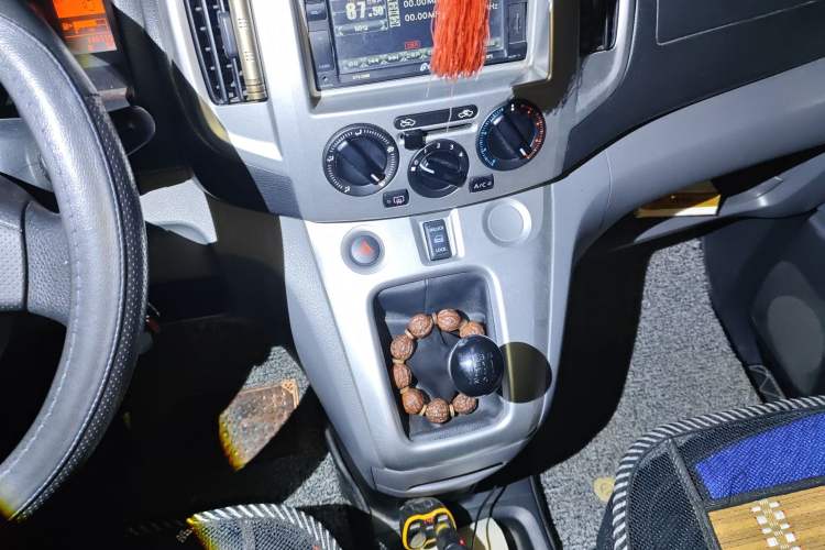 Used Nissan NV200 2011 1.6L 232 Seats Zunya Trim
