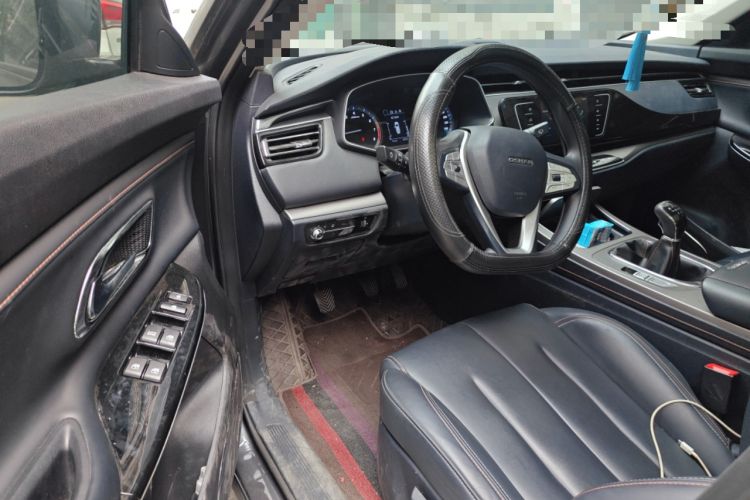 Used CHANGAN OSHAN X7 2020 1.5T Manual Luxury Version
