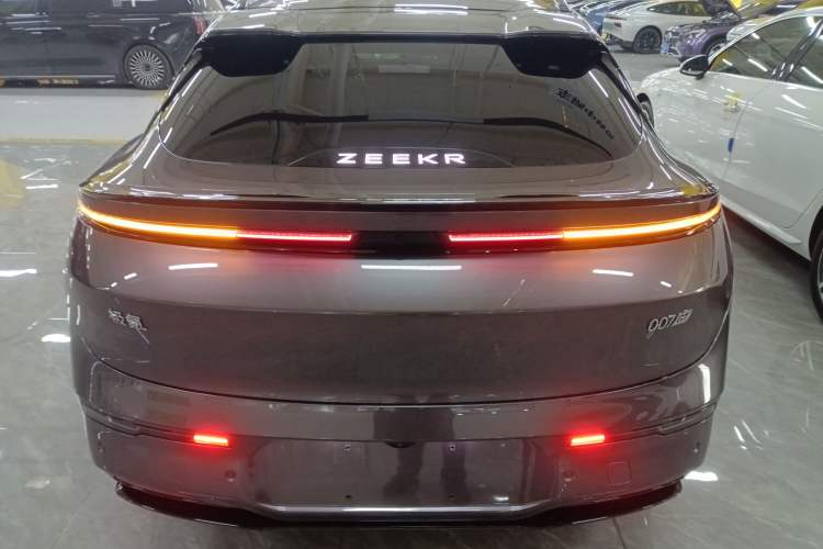 Used Zeekr 007GT 2025 Rear-Drive Intelligent Driving Version 75 kWh