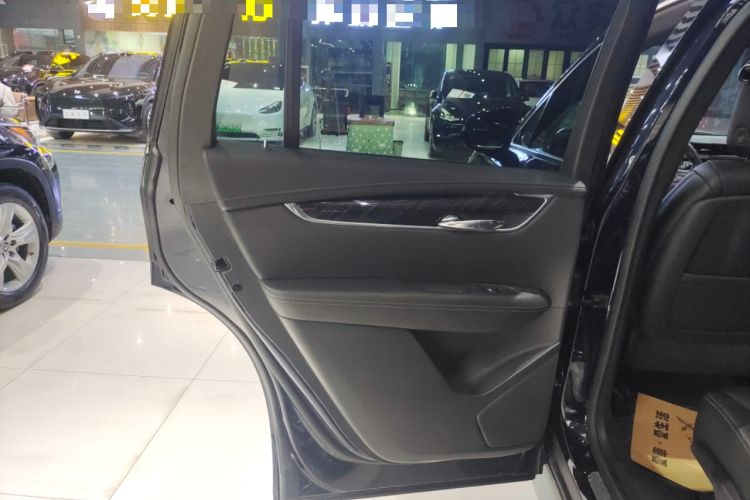 Used Cadillac XT6 2021 28T Six-Seater Luxury Version