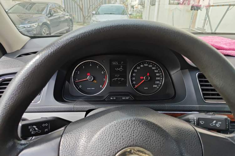 Used Volkswagen Lavida 2013 Restyled Classic 1.6L Automatic Comfort Edition
