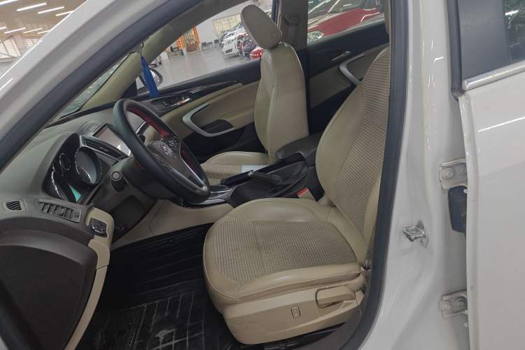 Used Buick Regal 2015 2.0L Leading Fashion Edition Left Front Seat